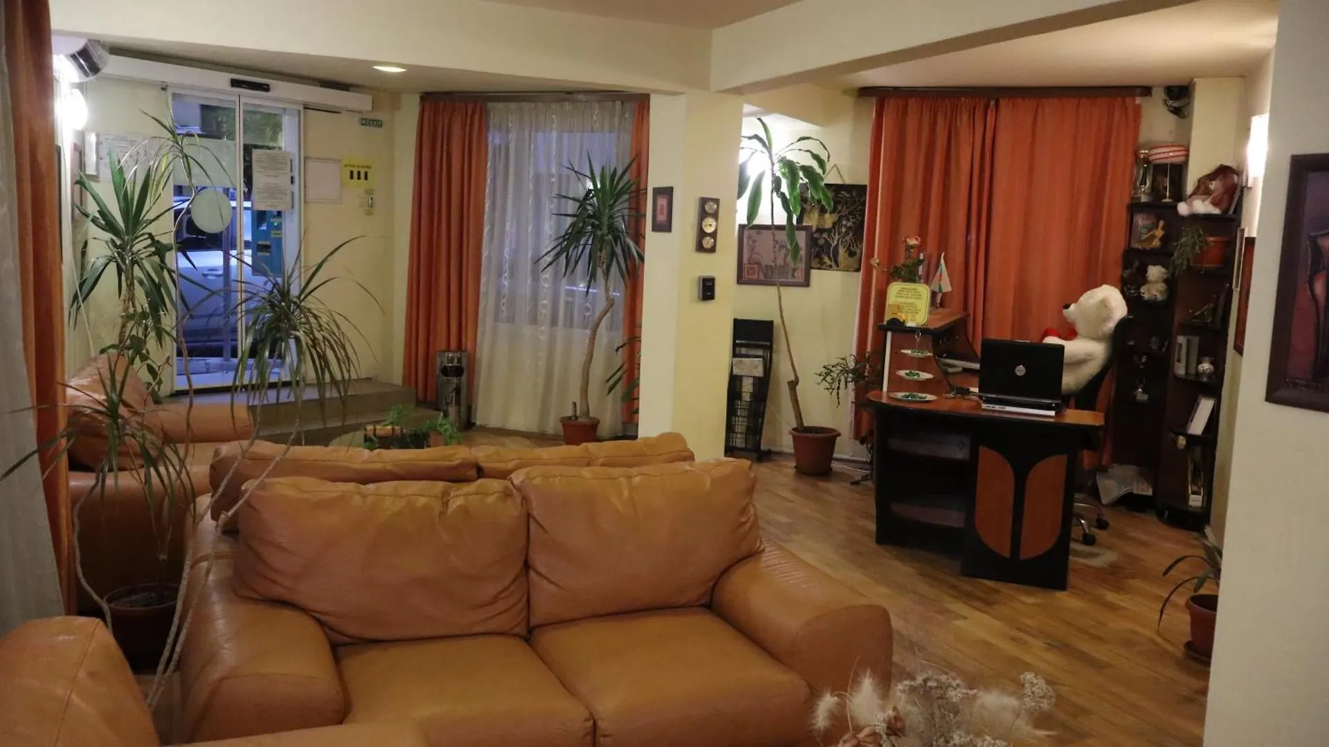 Hotel Palitra Varna 3*,  Bulgaria